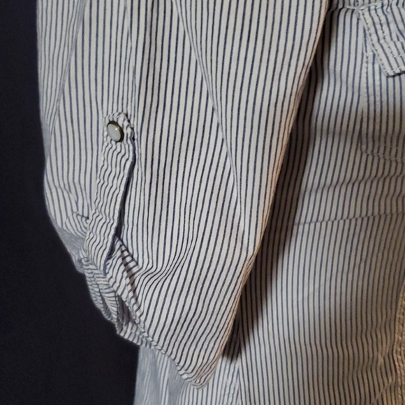 Button down shirt - Picture 3 of 7